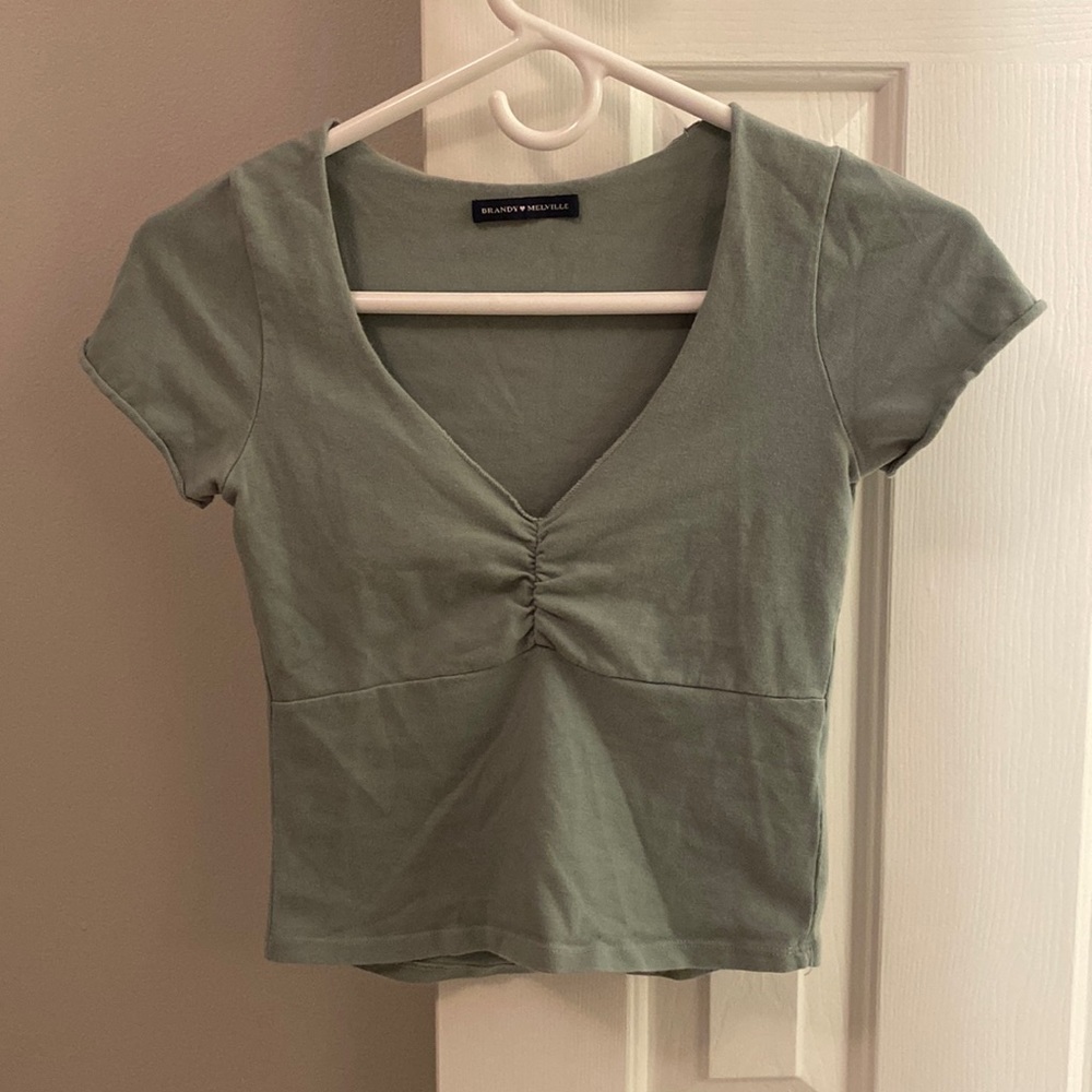 Brandy Melville crop top!